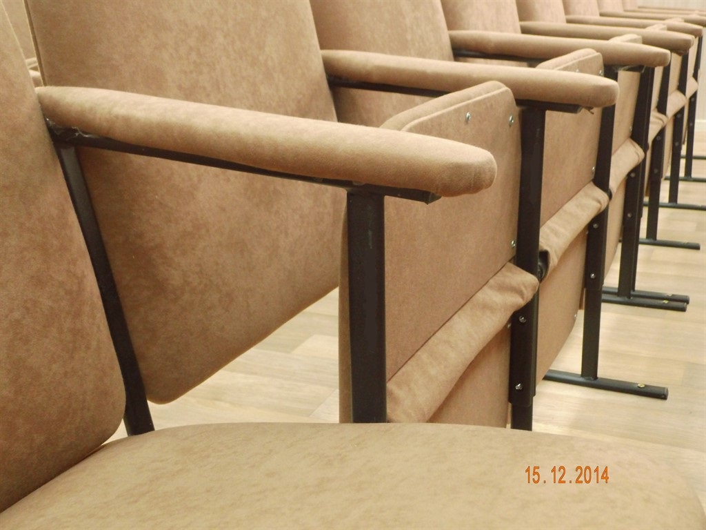 Секционные кресла для актового зала